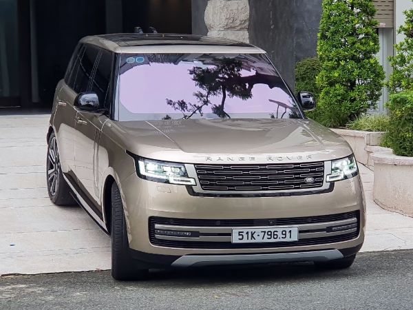 Cường Đô la bỏ hơn 10 tỷ đồng tậu Range Rover thế hệ mới tặng vợ