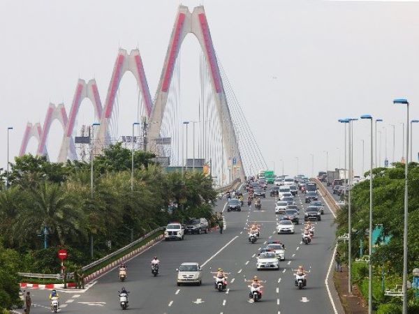 Dàn siêu mô tô của CSGT Hà Nội sẵn sàng đón đoàn Tổng thống Mỹ thăm Việt Nam