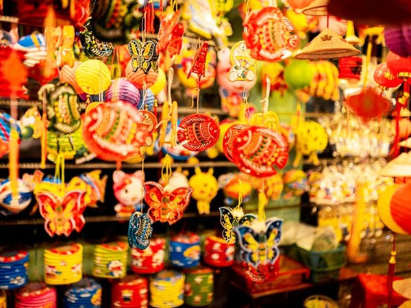Bản đồ vui Trung Thu: Ngắm lồng đèn rồi uống trà, ở đâu cũng đẹp check-in 'cháy máy'