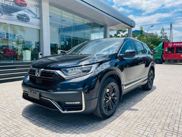 Ô tô SUV 'rớt giá' không phanh cuối tháng Ngâu