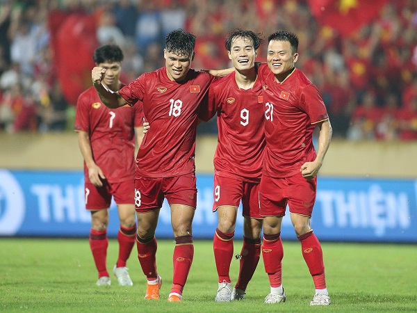 HLV Palestine không phục khi thua tuyển Việt Nam