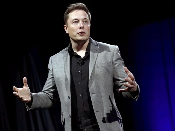 Elon Musk đáp trả cáo buộc phản quốc vì từ chối giúp Ukraine tấn công Crưm