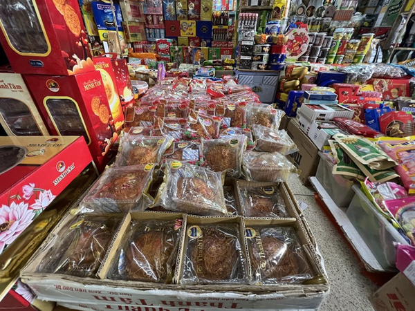 Tràn lan bánh trung thu giá rẻ, đại hạ giá