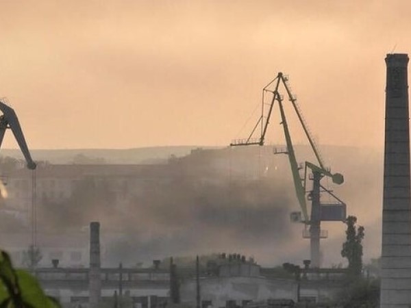 Nga hé lộ tình trạng hai tàu chiến bị hư hại trong cuộc tập kích của Ukraine