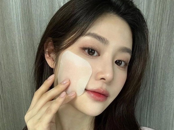 Thêm bước này vào chu trình skincare mùa thu, thao tác chỉ vài giây mà giúp làn da 'tạm biệt' tình trạng sần sùi, khô ráp