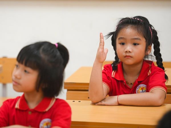 Sau các khoản thu ‘trên trời’, nhiều người bức xúc muốn bỏ hội phụ huynh