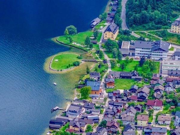 Những thị trấn đẹp nhất thế giới ai cũng khao khát một lần ghé thăm