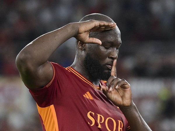 Lukaku tỏa sáng, AS Roma của Mourinho thắng tưng bừng 7-0 ở Serie A