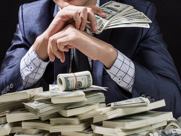 4 dấu hiệu cho thấy bạn sẽ GIÀU vào một ngày không xa