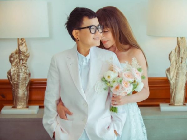 Nhạc sĩ Phương Uyên nhắn nhủ ngọt ngào với Thanh Hà trong dịp kỷ niệm 1 năm kết hôn