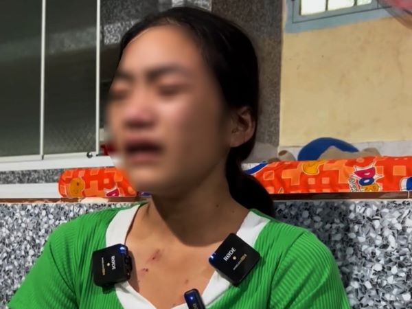 Bắt giam bà chủ đánh đập dã man, bắt thiếu nữ ăn thằn lằn sống