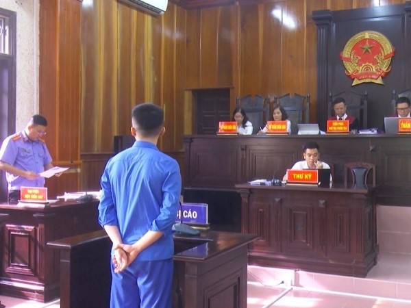 Nam sinh lớp 12 sát hại chủ tiệm vàng lĩnh án tử hình