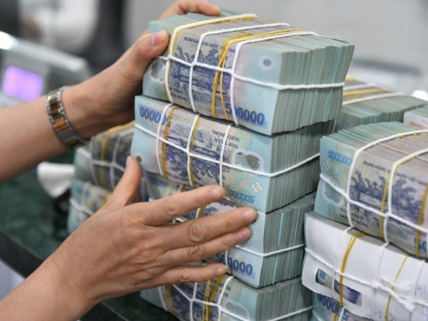 Ngân hàng chữa bệnh 'thừa tiền', doanh nghiệp lớn vẫn than 'đói vốn'