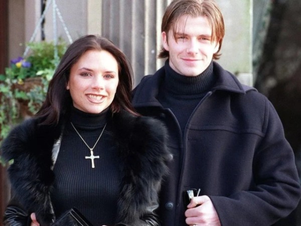 Beckham và Victoria lén lút hẹn hò ở bãi xe