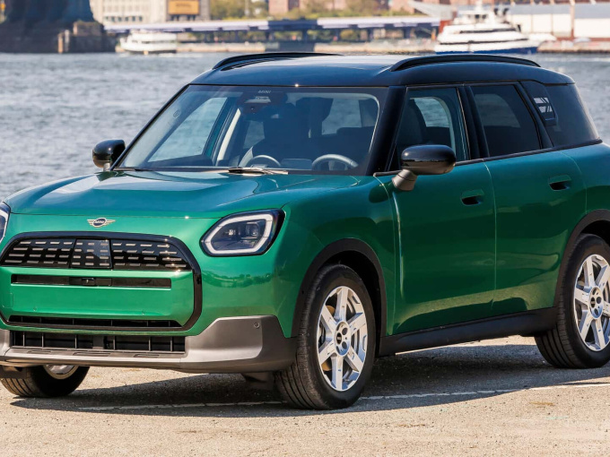 MINI Countryman 2024 ra mắt bản chạy điện, sạc 1 lần đi gần 500 km