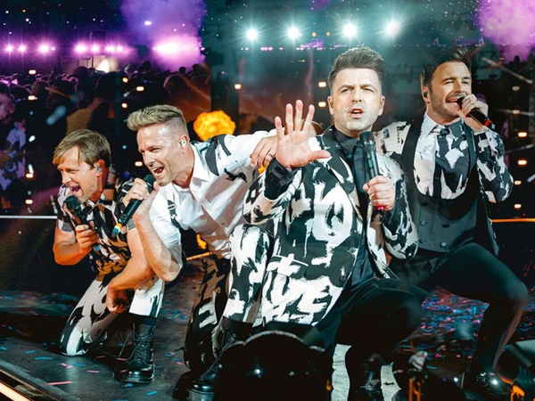 Công bố giá vé và sơ đồ concert Westlife tại Việt Nam: 100% là vé ngồi, giá cao nhất 4 triệu