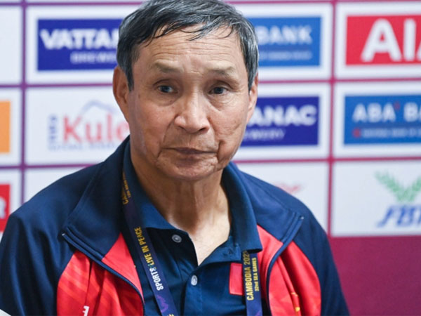 HLV Mai Đức Chung tâm tư vì vắng Huỳnh Như, trách khéo tuyển Việt Nam để xuống phong độ sau World Cup