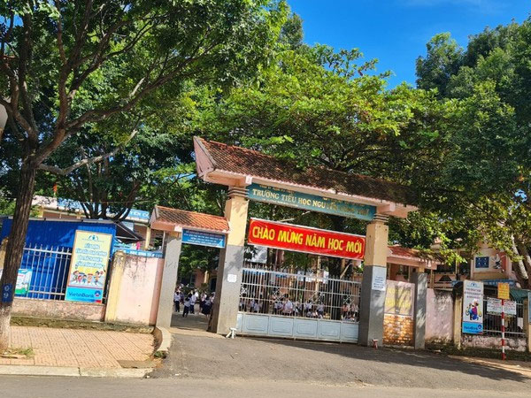 Xác minh thông tin cô giáo đánh học sinh, xúc phạm phụ huynh là mẹ đơn thân