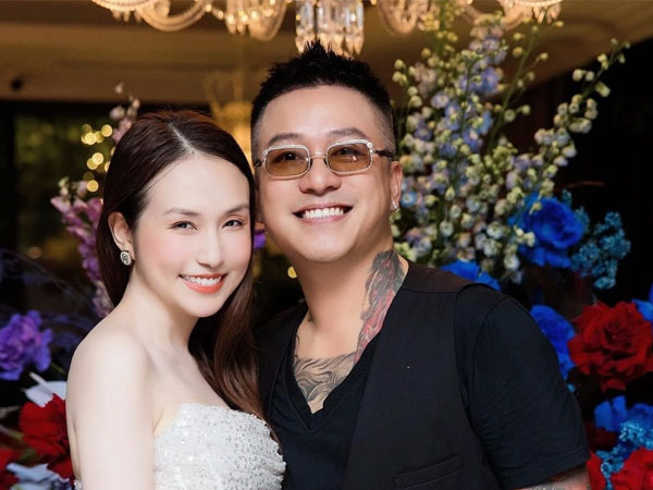 Tuấn Hưng thừa nhận 'yêu và sợ vợ nhất showbiz Việt'