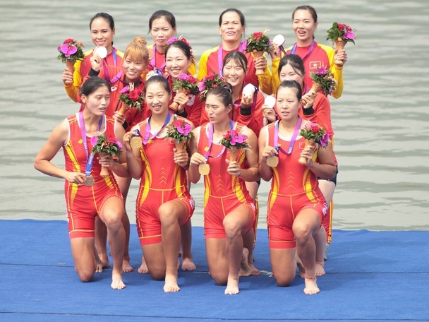 Hai tấm huy chương đồng quý giá