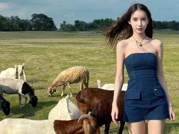'Thiên thần chuyển giới' Yoshi Rinrada: Sở hữu nhan sắc ngọt ngào, style sành điệu hút mắt