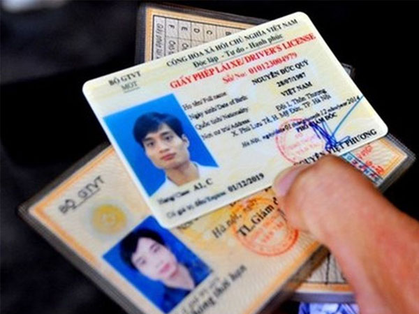 Cục CSGT lý giải về đề xuất đổi giấy phép lái xe cấp trước tháng 7/2012