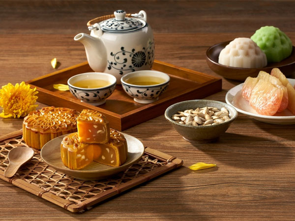 Mâm cúng rằm tháng 8 gồm những gì? Mách bạn 5 mẹo phong thủy dịp Tết Trung Thu, vận khí hanh thông, đời 'lên hương' không ngờ