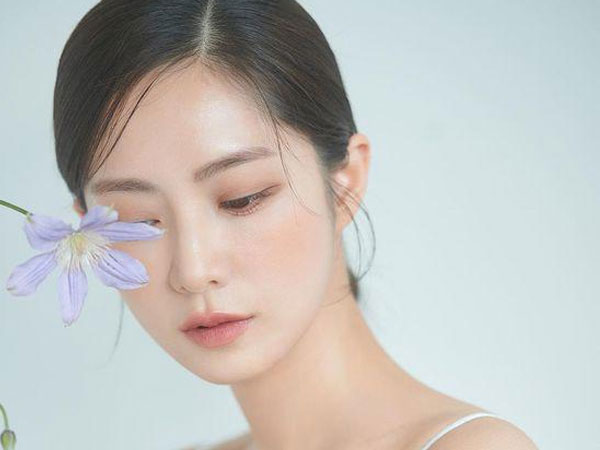 'Cải lão hoàn đồng' làn da nhờ đá viên