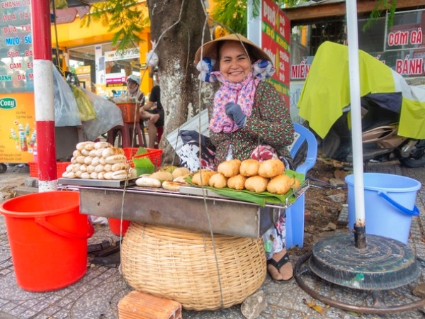 Món ăn vặt dân dã thành đặc sản miền Tây