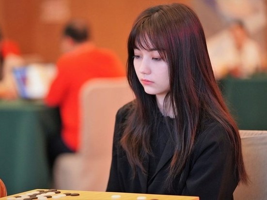 Nhan sắc gây thương nhớ của 'Nữ thần cờ vây Đài Loan'