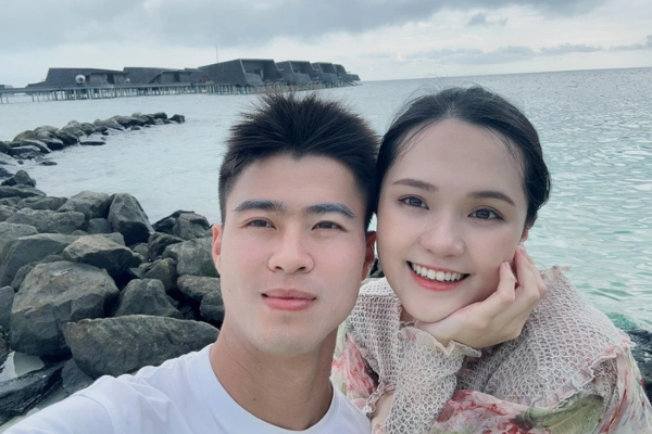 Duy Mạnh khoe 'hai tài sản vô giá', dân mạng lại khen Quỳnh Anh khéo sinh