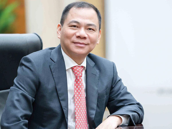 Tỷ phú Phạm Nhật Vượng mua công ty bất động sản từ tay đại gia 'Đức cá tầm'