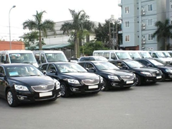 Bộ Công thương đấu giá hàng loạt ô tô công, hơn 80% số xe có giá rẻ hơn 1 chiếc Honda SH