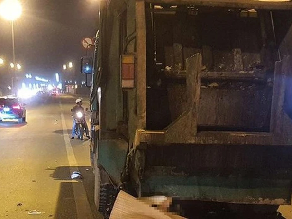 Người đàn ông đuổi đánh ghen bị xe chở rác cán tử vong