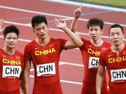 Đang đấu Asiad, VĐV Trung Quốc lại được trao HCV... Olympic