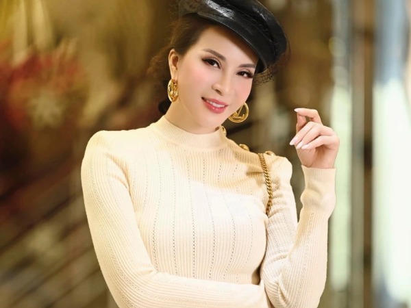 Cuộc sống bí ẩn của á hậu Thanh Mai, nhận mình là 'hồng nhan bạc tỷ' ở tuổi 50