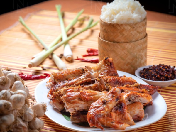 Đặc sản Lào du khách nhất định phải thử khi đến đất nước Triệu Voi