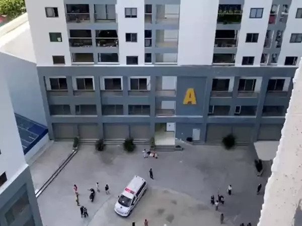 Công an vào cuộc vụ nữ sinh ở Nha Trang rơi từ tầng 8 chung cư, tử vong