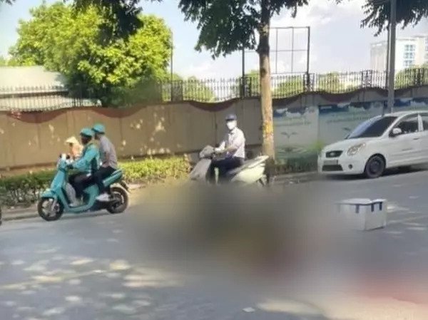 Hà Nội: Nam shipper tử vong thương tâm sau va chạm giao thông