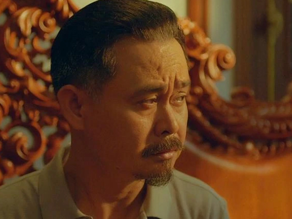 Đời thực bán phở bò, tận tụy dắt xe cho khách của ông trùm ma túy Biệt Dược Đen