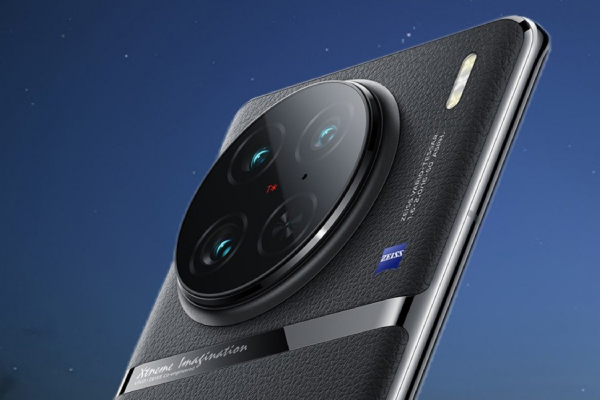 Quên iPhone đi, chiếc smartphone này cũng hỗ trợ nhắn tin vệ tinh