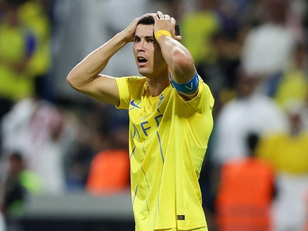 Ronaldo đứt mạch ghi bàn, Al Nassr sảy chân trong cuộc đua vô địch