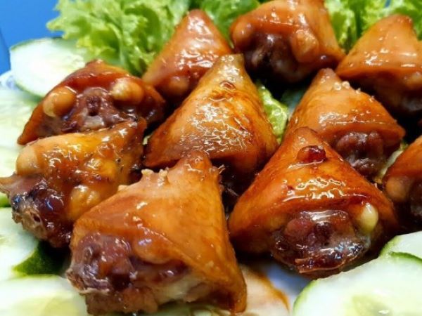 Bộ phận trên con gà giá rẻ như cho, nhiều người khoái khẩu nhưng lại là 'kho chứa mầm bệnh'