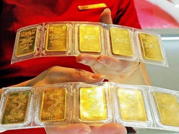 Giá vàng hôm nay (8-10): Vàng trong nước tiếp đà thẳng tiến