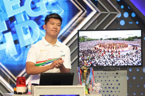 Chân dung Nhà vô địch Olympia 2023: Thủ khoa khối B của trường, từng đạt giải HSG cấp thành phố