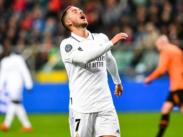 Eden Hazard chính thức giải nghệ