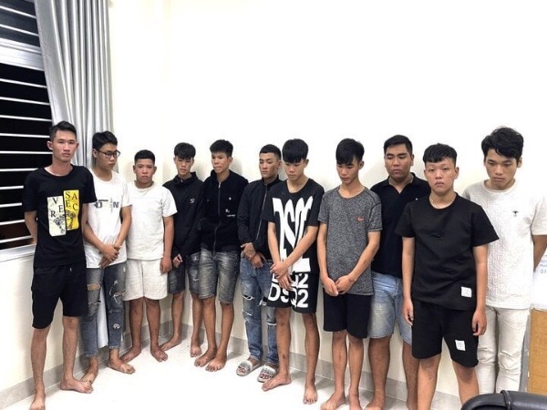 Bắt khẩn cấp nhóm 'trẻ trâu' bắn súng chỉ thiên, đuổi chém người trong đêm gây náo loạn Đà Nẵng