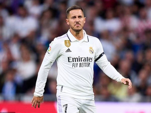 Hazard giải nghệ, đồng đội và đồng nghiệp cũ tiếc nuối, hoài niệm