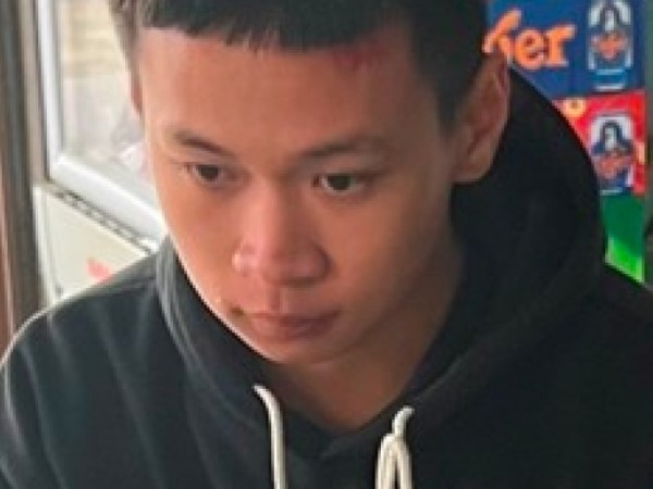 Nhóm thanh niên đánh người không cần nhìn mặt, đâm trọng thương mới nhận ra người quen