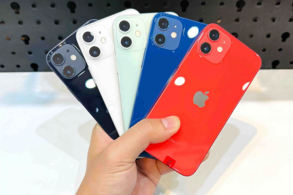 Những mẫu iPhone giá rẻ như cho cũng không nên mua lúc này